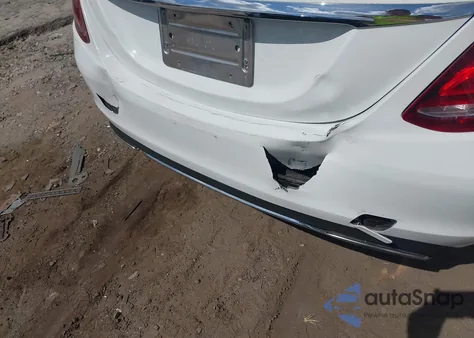 2016 Mercedes-Benz C 300 4Matic from USA, damaged, VIN 55SWF4KB7GU178111